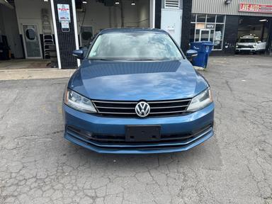 Volkswagen Jetta 2017 - Thumbnail 2