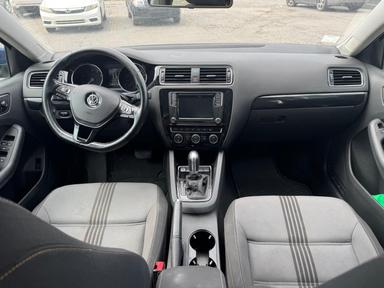 Volkswagen Jetta 2017 - Thumbnail 11