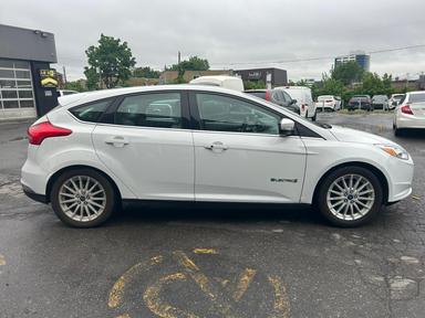 Ford Focus 2018 - Thumbnail 12